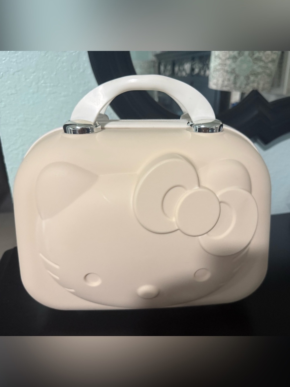 Cream Hello Kitty Embossed Carry Case